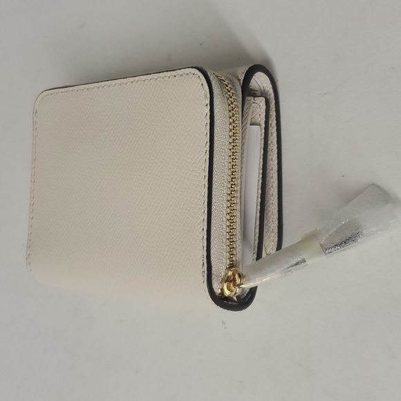 Coach 37968 Leather Small Trifold Wallet Gold/Chalk (Firm Price) - Picture 3 of 16